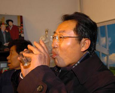 HARBIN: At 6 pm yesterday, Zhang Zuoji, governor of Heilongjiang Province, fulfilled his promise by sipping water at the home of a resident signifying that it was safe to drink as limited supply was restored to the city of 3.8 million after a four-day stoppage. 