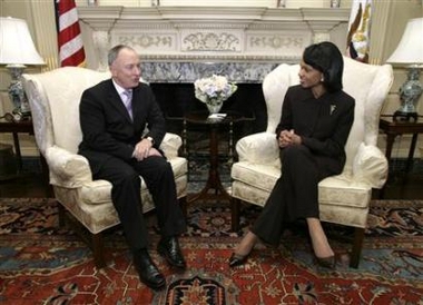 U.S. Secretary of State Condoleezza Rice (R) meets Irish Foreign Minister Dermot Ahern at the State Department in Washington December 1, 2005.