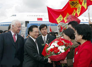 Premier Wen begins official visit to Germany