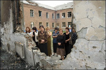 Command failure seen at fault in Beslan massacre