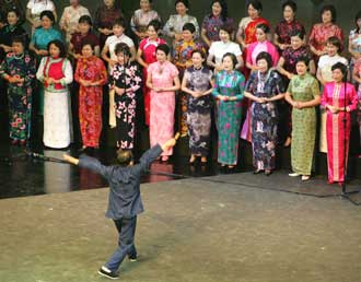 Macao SAR government sworn in