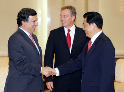 President Hu meets with EU leaders