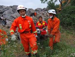 Super helicopter called in for landslide rescue