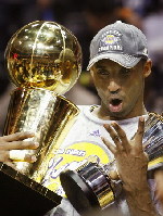 Kobe Bryant, Lakers capture 15th NBA title