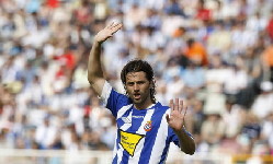 Espanyol skipper Jarque dies of heart attack