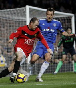 Terry's header gives Chelsea win over Man United