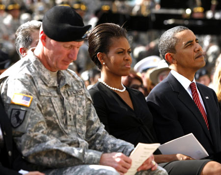 Obama salutes Fort Hood victims, condemns murders