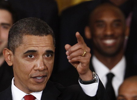 Obama meets with NBA champion Lakers