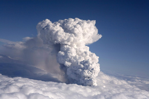 Iceland evacuates hundreds as volcano erupts again