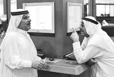 Stocks rise as Dubai fears ease