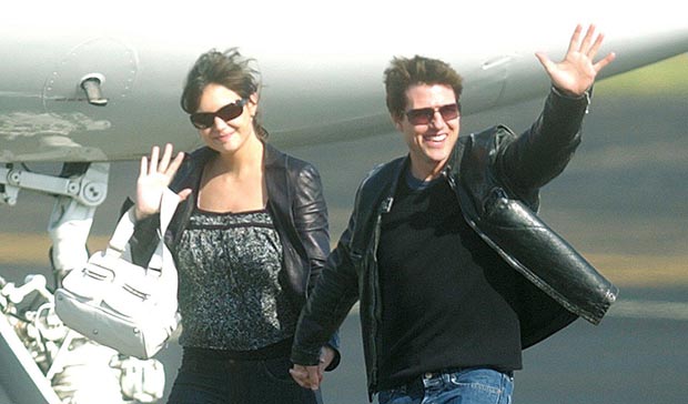Tom Cruise puts Katie's parents on hold