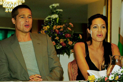 Jolie and Pitt deny wedding rumors