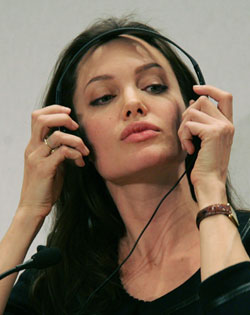Jolie to play widow of Wall Street Journal writer