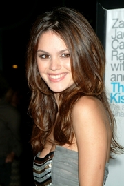 Rachel Bilson gets sexy in 