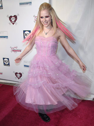 Avril Lavigne: Pretty in pink