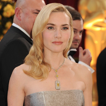 Kate Winslet 'freaked out' by sex scenes