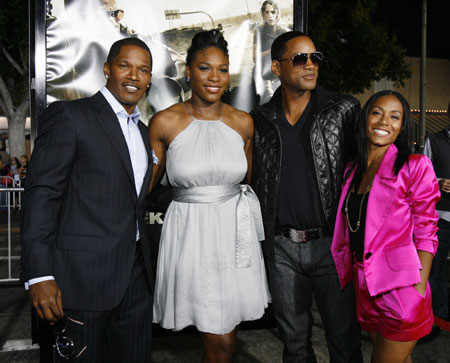 Cast members at the premiere of 