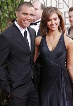 Jessica Alba expecting a baby