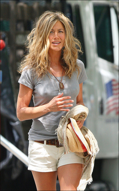 Jennifer Aniston on the set of 