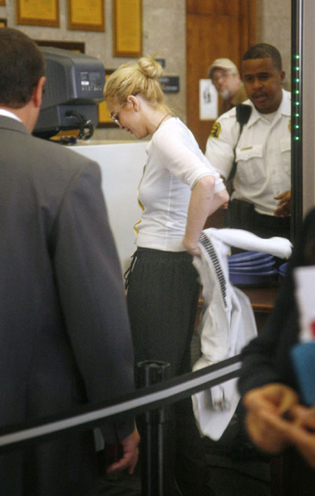 Lindsay Lohan attend progress report hearing for 2007 drunk driving case