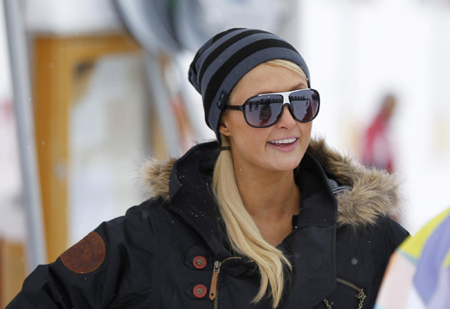 Paris Hilton's snowboarding lesson