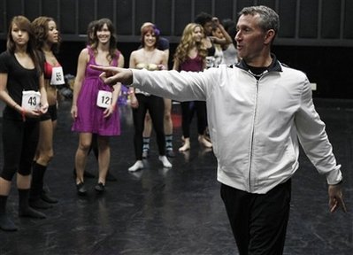 Dancers with Oscar dreams audition for big show