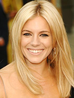 Backpacker Sienna Miller