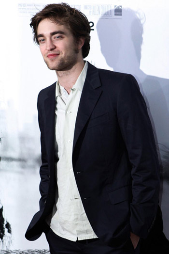 Robert Pattinson nervous in interviews