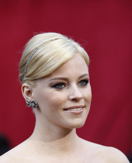 Elizabeth Banks at the 82nd Academy Awards