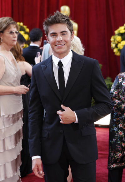 Zac Efron arrives at the 82nd Academy Awards