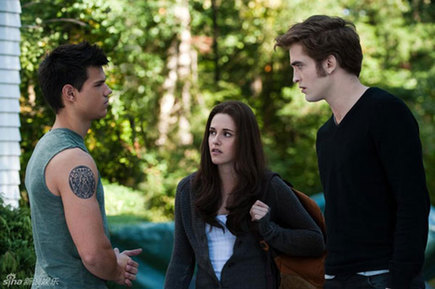 New 'The Twilight Saga: Eclipse' pictures released