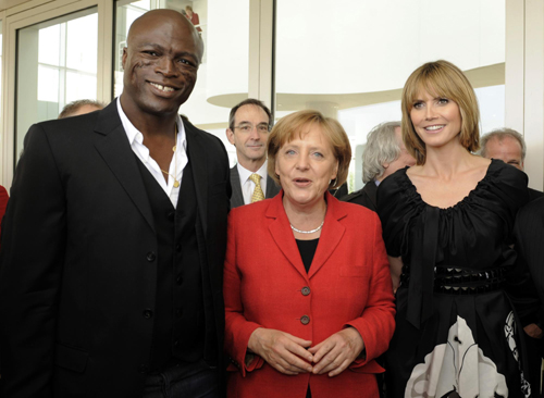 Heidi Klum meets German Chancellor Angela Merkel in L.A.