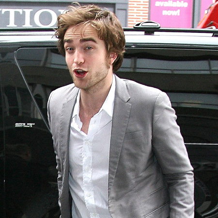 Robert Pattinson's beachside birthday