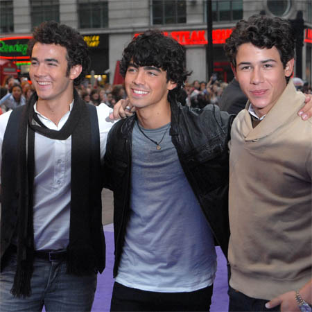 Jonas Brothers to team with Beckham brothers?