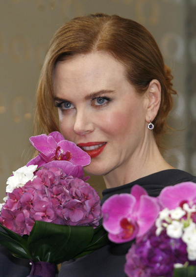 Nicole Kidman attends a charity banquet in Hong Kong