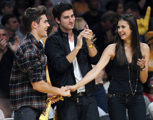 Zac Efron watch Game 5 of NBA Western Conference playoff