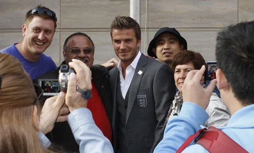 David Beckham attends exhibition of bidders to help promote England's 2018 World Cup bid