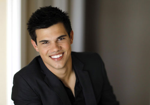 Taylor Lautner poses for a portrait in Los Angeles