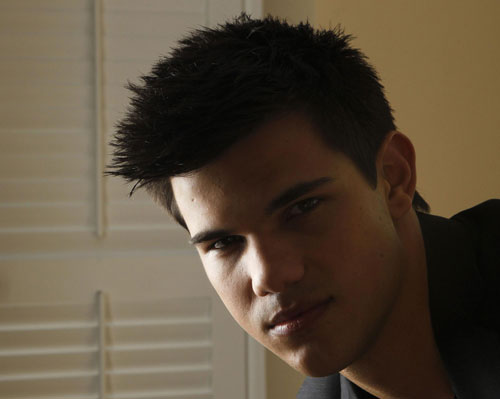 Taylor Lautner poses for a portrait in Los Angeles