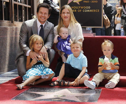 Mark Wahlberg gets star on Hollywood Walk of Fame