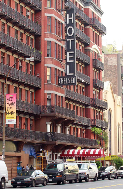 Haven for New York artists, Chelsea Hotel for sale