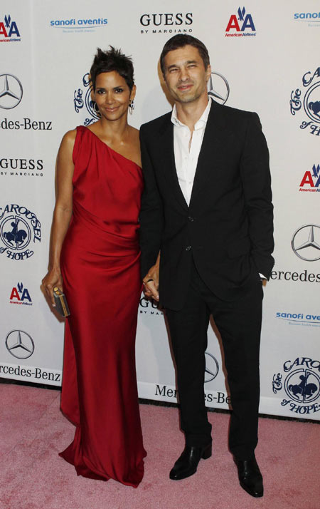 Celebrities at the Carousel of Hope Ball