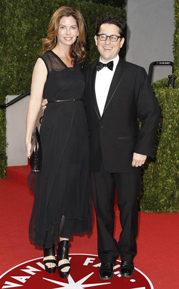 Celebrities arrive at the 2011 Vanity Fair Oscar party