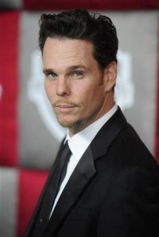 Kevin Dillon to star in 'Gentleman' pilot for CBS
