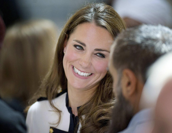 William and Catherine visit Summerfield Community Centre