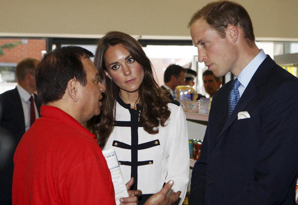 William and Catherine visit Summerfield Community Centre