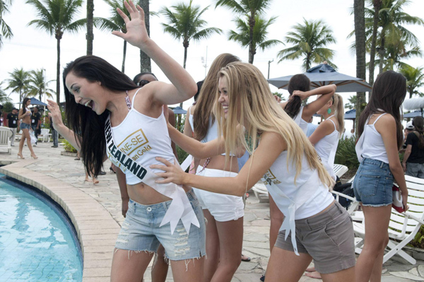 Miss Universe contestants in Guaruja