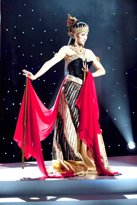 Miss Universe contestants in national costumes