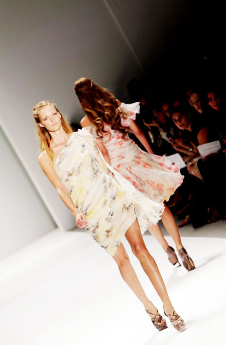 Tadashi Shoji Spring/Summer 2012 collection