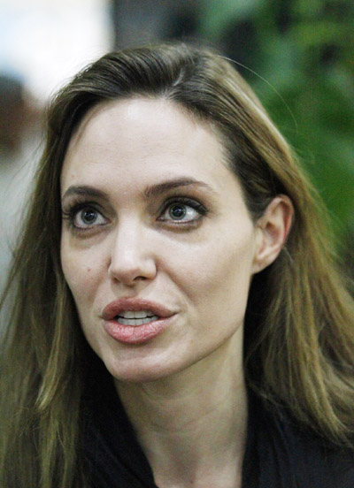 Jolie stands in solidarity with Libya